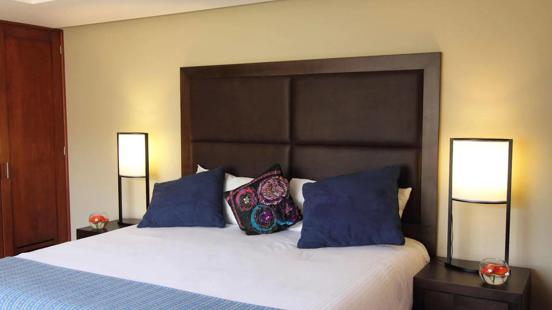 Hotel Apart-Hotel Casa Serena Guatemala City